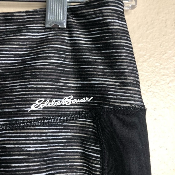 Eddie Bauer Movement Capris Leggings Size S - Picture 3 of 13